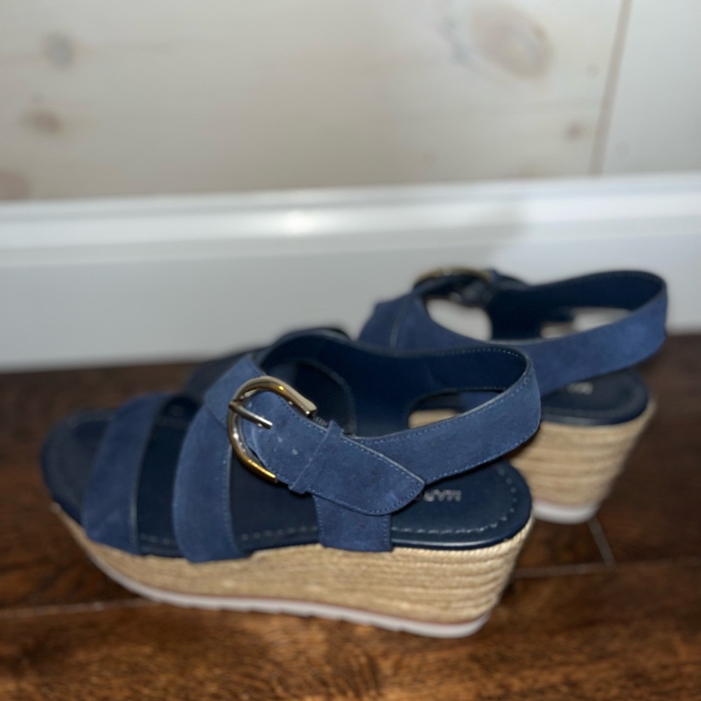 Navy wedges Marc Fisher